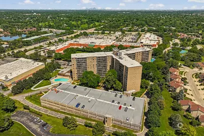 6340 Americana Drive #214, Willowbrook, IL 60527 - Photo 45