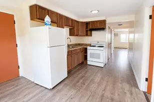 9654 Golf Terrace, Des Plaines, IL 60016 - Photo 3