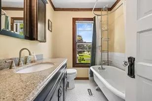 805 Clay St, Woodstock, IL 60098 - Photo 21