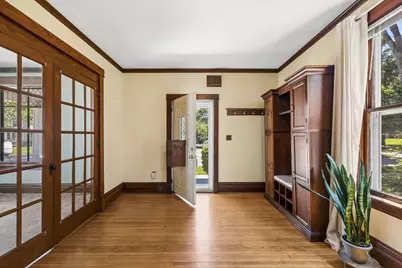 805 Clay Street, Woodstock, IL 60098 - Photo 5