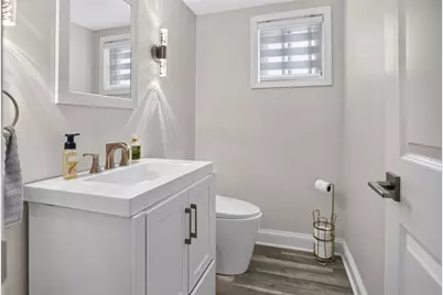 9447 Meadow Lane, Des Plaines, IL 60016 - Photo 9
