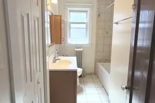 5112 W Sunnyside Ave, Chicago, IL 60630 - Photo 7