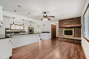 10056 S Talman Ave, Chicago, IL 60655 - Photo 5