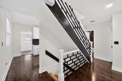 9420 S Saint Lawrence Avenue, Chicago, IL 60619 - Photo 7