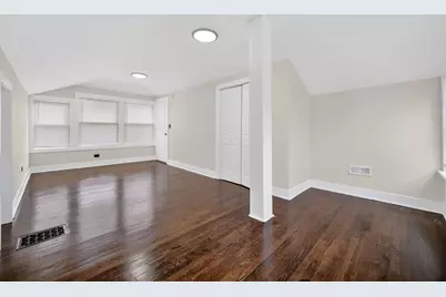 9420 S Saint Lawrence Avenue, Chicago, IL 60619 - Photo 19
