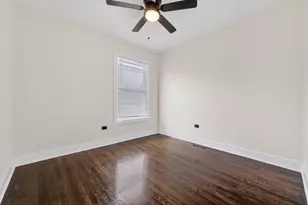 9420 S St Lawrence Ave, Chicago, IL 60619 - Photo 17