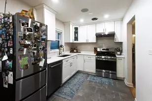 3321 N Whipple St, Chicago, IL 60618 - Photo 3