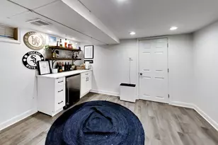 3321 N Whipple St, Chicago, IL 60618 - Photo 11