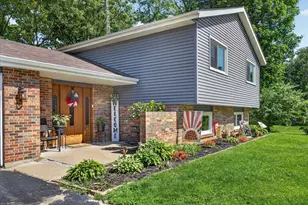 13837 Beaver Dr, Roscoe, IL 61073 - Photo 5