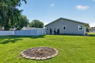 38 Irene St, Streator, IL 61364 - Photo 23