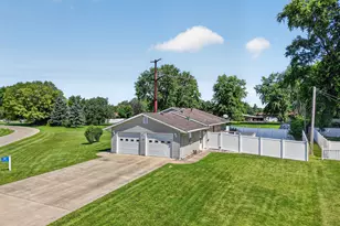 38 Irene St, Streator, IL 61364 - Photo 17