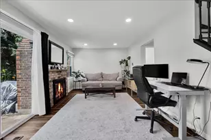 2684 College Hill Cir, Schaumburg, IL 60173 - Photo 11