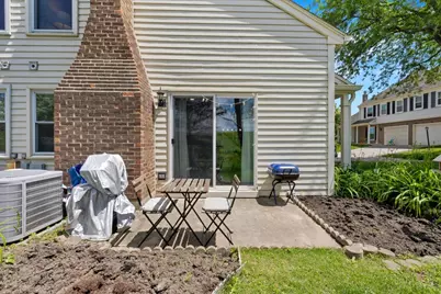 2684 College Hill Circle, Schaumburg, IL 60173 - Photo 29