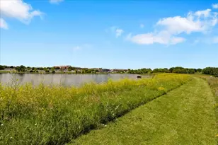 2684 College Hill Cir, Schaumburg, IL 60173 - Photo 33