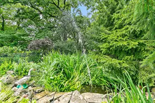 101 S Cedarcrest Dr, Schaumburg, IL 60193 - Photo 33