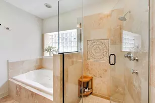 1339 W Walton St, Chicago, IL 60642 - Photo 9