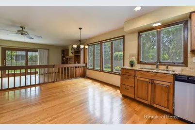 674 Honeysuckle Drive, Naperville, IL 60540 - Photo 7
