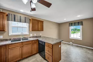 2436 Grey Fox Trail, Bloomington, IL 61705 - Photo 9