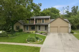 2 Stetson Dr, Bloomington, IL 61701 - Photo 47