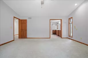 2 Stetson Dr, Bloomington, IL 61701 - Photo 27