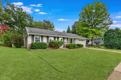 527 Sherwood Drive, Streamwood, IL 60107 - Photo 3