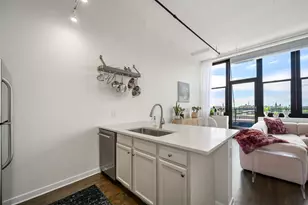 1224 W Van Buren St, Chicago, IL 60607 - Photo 9