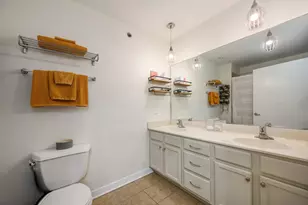 1224 W Van Buren St, Chicago, IL 60607 - Photo 13