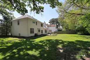 1096 Chesapeake Blvd, Grayslake, IL 60030 - Photo 29