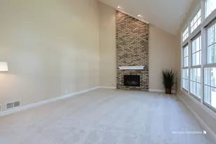 1096 Chesapeake Blvd, Grayslake, IL 60030 - Photo 15