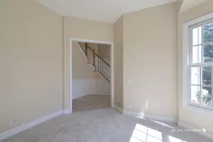 1096 Chesapeake Blvd, Grayslake, IL 60030 - Photo 5