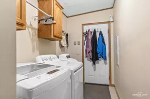 605 Bluebird Cir, Sandwich, IL 60548 - Photo 9
