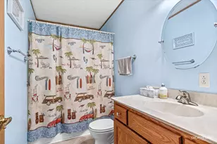 605 Bluebird Cir, Sandwich, IL 60548 - Photo 13