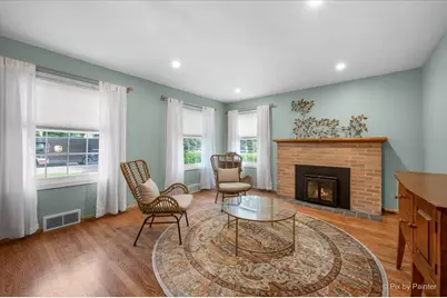 157 S Rosedale Avenue, Aurora, IL 60506 - Photo 3