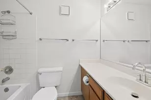 3265 Kirchoff Rd, Rolling Meadows, IL 60008 - Photo 11