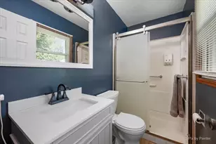 1820 Forrest Blvd, Saint Charles, IL 60174 - Photo 13