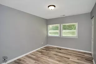 1947 Beacon Blvd, Chicago Heights, IL 60411 - Photo 19