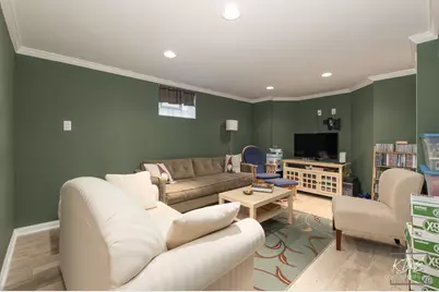 5915 W Roscoe Street, Chicago, IL 60634 - Photo 11