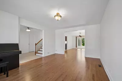 345 W Dempster Street, Des Plaines, IL 60016 - Photo 9