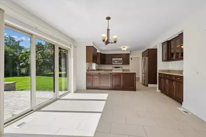 345 W Dempster Street, Des Plaines, IL 60016 - Photo 13