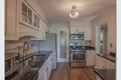 0N021 Windermere Road #402, Winfield, IL 60190 - Photo 5