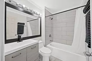 2625 Woodmere Dr, Darien, IL 60561 - Photo 17