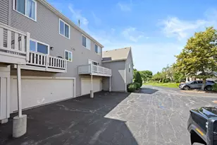 2625 Woodmere Dr, Darien, IL 60561 - Photo 23
