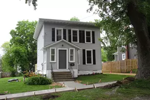 104 Grant St, Harvard, IL 60033 - Photo 1