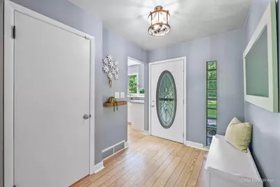 5006 Deering Oaks Lane, Crystal Lake, IL 60012 - Photo 5