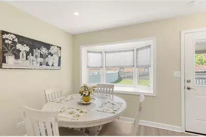 7046 N Franks Avenue, Niles, IL 60714 - Photo 7