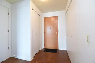 345 N La Salle Dr, Chicago, IL 60654 - Photo 3