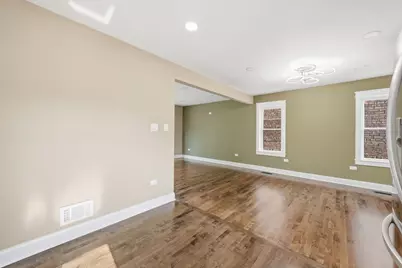 10516 S King Drive, Chicago, IL 60628 - Photo 11