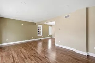 10516 S King Dr, Chicago, IL 60628 - Photo 5