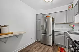 1475 N Winslowe Dr, Palatine, IL 60074 - Photo 7