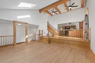 160 Aster Ln, Hoffman Estates, IL 60169 - Photo 9